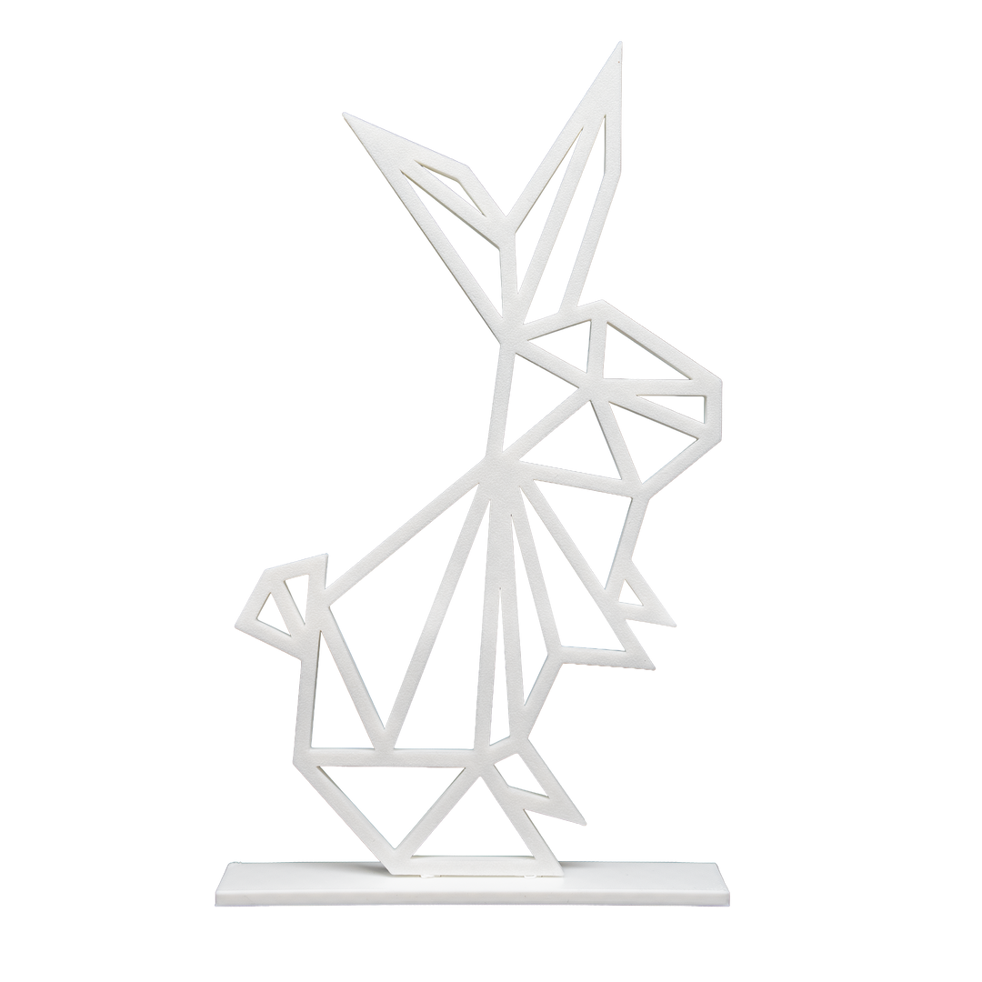 3D-gedruckter geometrischer Hase aus weißen Linien mit Sockel.
