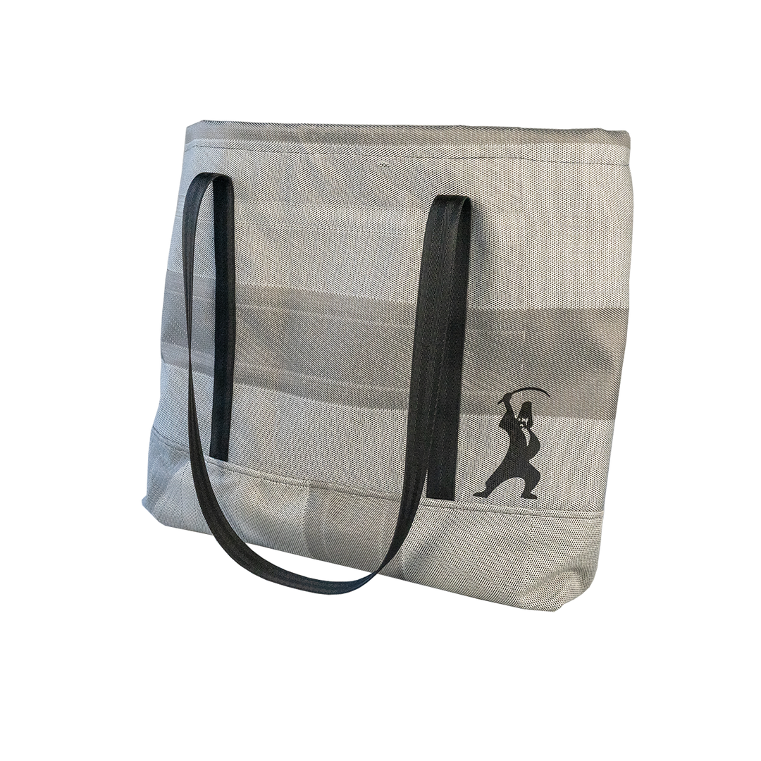 PanDur Tasche, grau gestreift, schräg von der Seite fotografiert, mit Stickerei